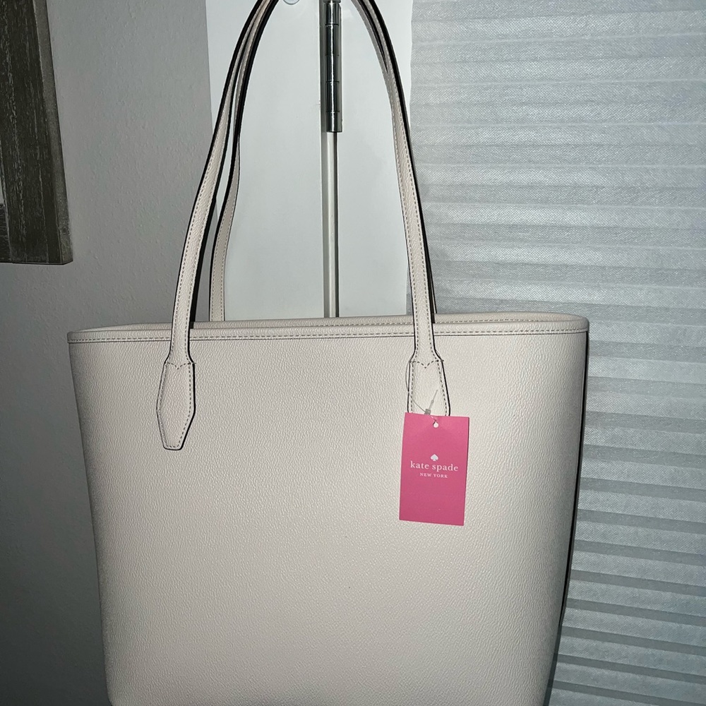Beautiful NWT Kate spade large Lori tote